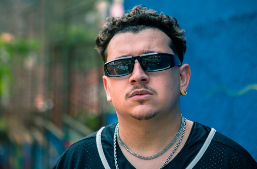  Com elementos latinos e POP, VICTIN mistura estilos e lança “Me Cuida”